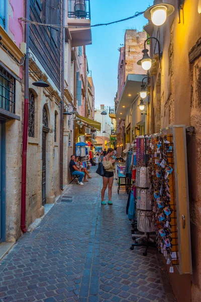 Chania Griechenland August 2022 Sonnenuntergang Einer Touristenstraße Der Griechischen Stadt — Stockfoto