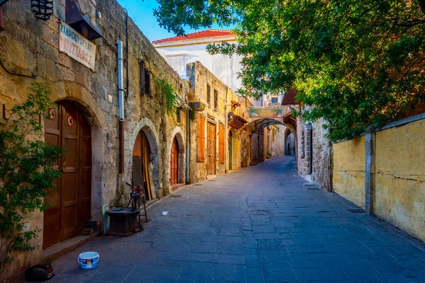 Rhodos Griekenland Augustus 2022 Zicht Een Toeristische Straat Griekse Haven — Stockfoto