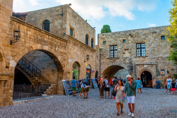 Rodos, Yunanistan, 26 Ağustos 2022: Rodos Belediye Sanat Galerisi.