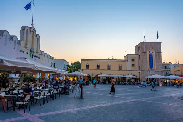 Kos Yunani Agustus 2022 Pemandangan Matahari Terbenam Eleftherias Central Square — Stok Foto