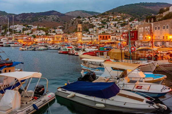 Ύδρα Ελλάδα Σεπτεμβρίου 2022 Ηλιοβασίλεμα Στο Λιμάνι Της Ύδρας Στην — Φωτογραφία Αρχείου