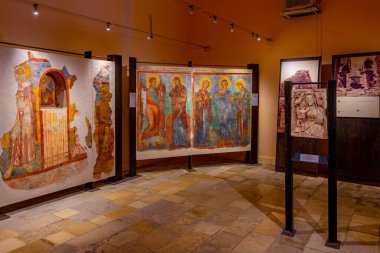 Kerkyra, Yunanistan, 12 Eylül 2022: Yunan kenti Corfu 'da Madonna del Carmine' in Latin Şapeli.