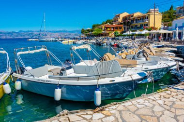 Kassiopi, Yunanistan, 13 Eylül 2022: Yunan Kassiopi, Korfu.