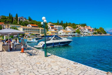 Kassiopi, Yunanistan, 13 Eylül 2022: Yunan Kassiopi, Korfu.