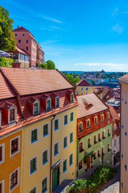 Meissen, Almanya, 7 Ağustos 2022: Ortaçağ Caddesi, Meissen, Almanya.