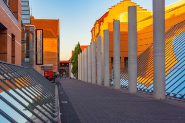 Nurnberg, Almanya, 10 Ağustos 2022: Alman kenti Nurnberg 'in İnsan Hakları Sokağı gündoğumu.
