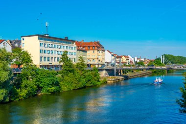 Bamberg, Almanya, 10 Ağustos 2022: Alman Bamberg kasabasında Kettenbrucke.