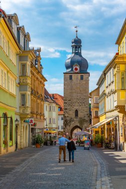 Coburg, Almanya, 10 Ağustos 2022: Eski Alman şehri Coburg 'un Spitaltor kapısı.