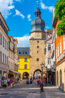 Coburg, Almanya, 10 Ağustos 2022: Eski Alman şehri Coburg 'un Spitaltor kapısı.