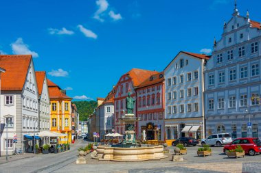 Eichstatt, Almanya, 14 Ağustos 2022: Willibaldsbrunnen, Alman kenti Eichstatt.