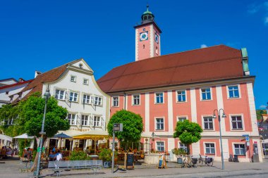 Eichstatt, Almanya, 14 Ağustos 2022: Alman Eichstatt kasabasındaki belediye binası.