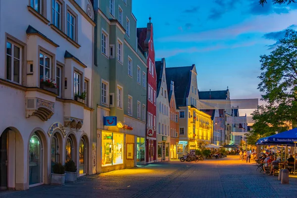 Ingolstadt Allemagne Août 2022 Coucher Soleil Sur Une Rue Commerciale — Photo