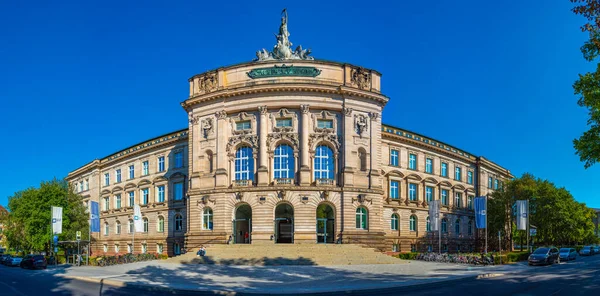 Wurzburg Niemcy Sierpnia 2022 Budynek Główny Uniwersytetu Wurzburgu Języku Niemieckim — Zdjęcie stockowe