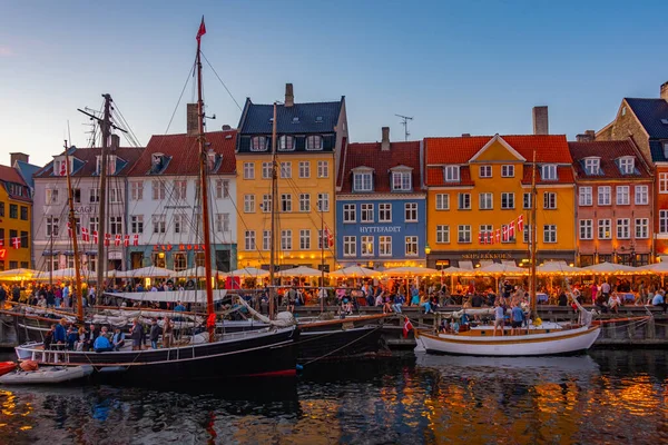 Kopenhagen Denemarken Juni 2022 Zonsondergang Uitzicht Oude Nyhavn Haven Het — Stockfoto