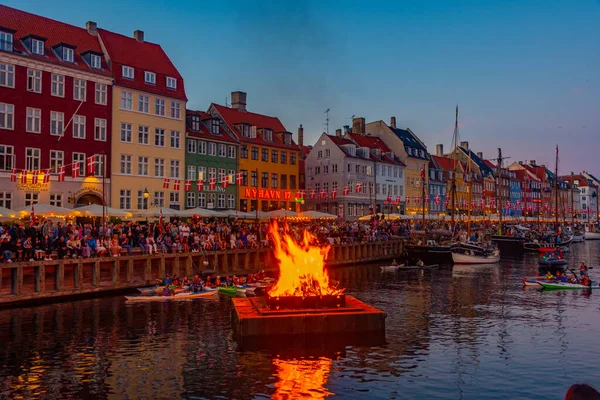 Kopenhaga Dania Czerwca 2022 Święto Bożego Narodzenia Starym Porcie Nyhavn — Zdjęcie stockowe