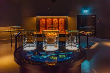 Odense, Danimarka, 19 Haziran 2022: Odense, Danimarka 'daki Hans Christian Andersen Müzesi' nde sergi.