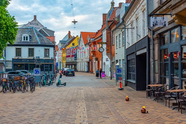 2022年6月18日デンマーク オデンセ中心部の街路の夕景 — ストック写真