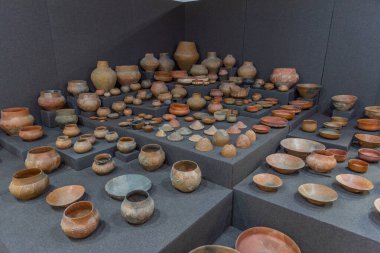 Yambol, Bulgaristan, 22 Nisan 2022: Bulgaristan 'ın Yambol kentindeki Kabile kentinin arkeoloji müzesinin içi.