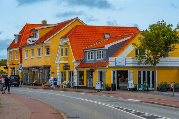 2022年6月15日 丹麦斯卡根 丹麦斯卡根镇五彩斑斓的街道 — 图库照片