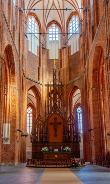 Riga, Letonya, 24 Haziran 2022: Letonya 'nın başkenti Riga' daki Aziz Peter Bazilikası.