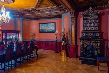 Riga, Letonya, 24 Haziran 2022: Letonya 'nın başkenti Riga, Letonya' daki siyah noktalar evinin içi..