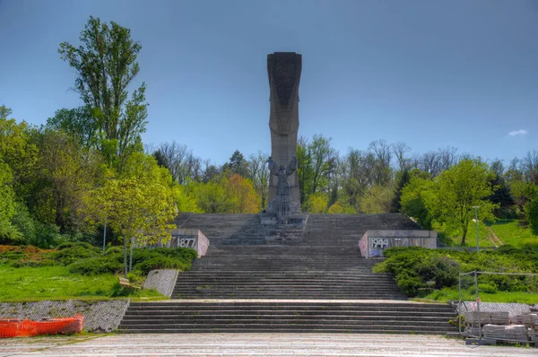Pleven Bulgaria April 2022 Mother Bulgaria Monument Pleven Bulgaria — Stock Photo, Image
