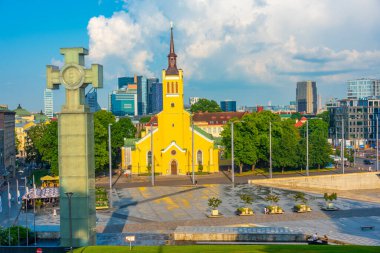 Tallinn, Estonya, 29 Haziran 2022: Tallinn 'e Özgürlük Meydanı Estonya' dan Havadan Bakış..