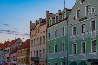 Klaipeda, Litvanya, 3 Temmuz 2022: Litvanya 'nın Klaipeda kentindeki tarihi binalar.