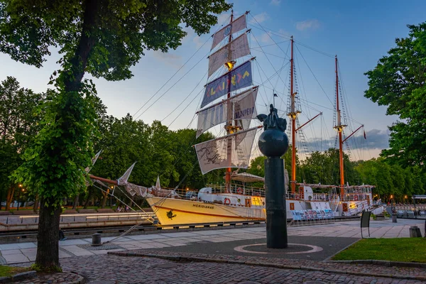 Klaipeda Lithuania July 2022 Sunset View Historical Sailboat Meridian Lithuanian — Stock Photo, Image