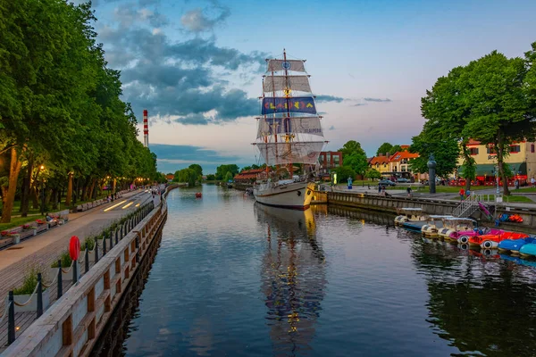 Klaipeda Lithuania July 2022 Sunset View Historical Sailboat Meridian Lithuanian — Stock Photo, Image