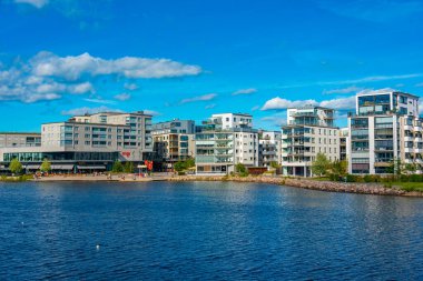 Jonkoping, İsveç, 16 Temmuz 2022: İsveç 'in Jonkoping kasabasındaki konutlar.