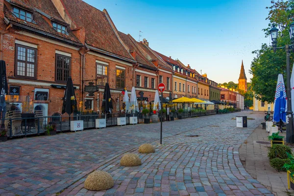 Kaunas Lituânia Julho 2022 Vista Nascer Sol Praça Cidade Velha — Fotografia de Stock
