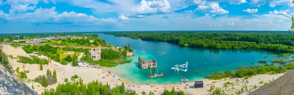 Rummu Estland Juni 2022 Menschen Genießen Einen Sonnigen Tag Strand — Stockfoto