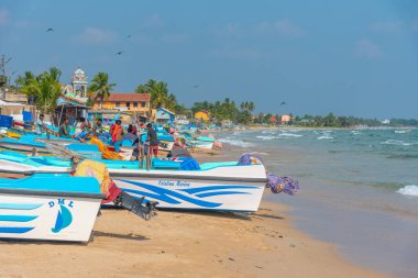 Trincomalee, Sri Lanka, 6 Şubat 2022: Trincomalee, Sri Lanka 'da balıkçı tekneleri.