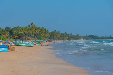 Trincomalee, Sri Lanka, 6 Şubat 2022: Trincomalee, Sri Lanka 'da balıkçı tekneleri.