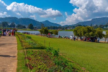 Nuwara Eliya, Sri Lanka, 30 Ocak 2022: Nuwara Eliya Gölü 'ndeki eğlence faaliyetleri.