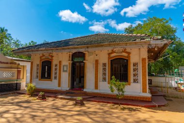 Kataragama, Sri Lanka, 27 Ocak 2022: Kataragama, Sri Lanka 'daki Ul-Khizr camisi.
