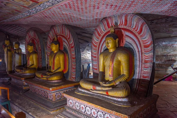 Дамбулла Шри Ланка Февраля 2022 Года Интерьер Пещеры Дамбулла Шри — стоковое фото