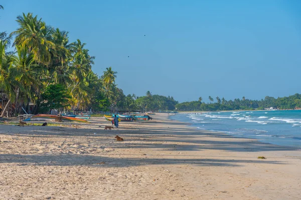 Trincomalee Sri Lanka Febrero 2022 Día Soleado Uppuveli Beach Trincomalee —  Fotos de Stock