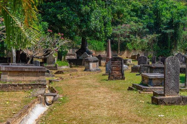 Kandy, Sri Lanka, 3 Şubat 2022 Kandy Garisson Mezarlığı, Kandy, Sri Lanka.