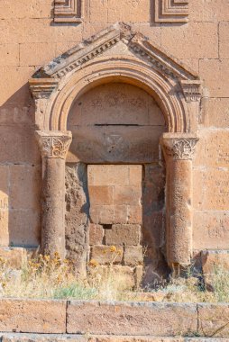 Ermenistan 'daki Yereruyk Surb Karapet Tapınağı