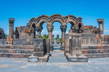 zvartnots Katedrali Ermenistan'ın kalıntıları