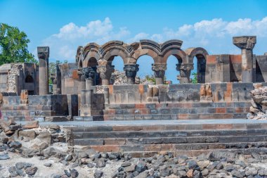 zvartnots Katedrali Ermenistan'ın kalıntıları