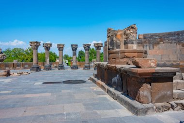 zvartnots Katedrali Ermenistan'ın kalıntıları