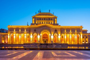 Erivan 'daki Ermenistan Tarih Müzesinin Gündoğumu