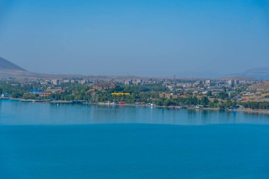 Ermenistan 'daki Sevan Gölü' nde yaz günü