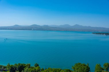 Ermenistan 'daki Sevan Gölü' nde yaz günü