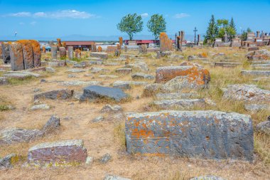 Khachkars 'lı Noratus mezarlığı - Ermenistan' da antik mezar taşları