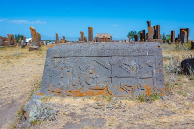 Khachkars 'lı Noratus mezarlığı - Ermenistan' da antik mezar taşları