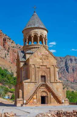 Ermenistan 'daki Noravank manastırında yaz günü